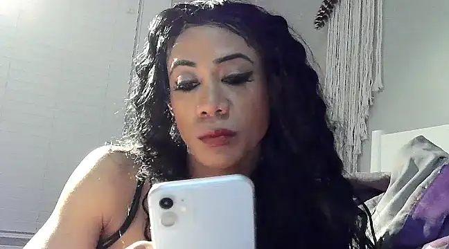 Snapshot of CaramelDipper chatting on March 5, 2025, 3:08 am CaramelDipper online show from March 5, 2025, 3:08 am