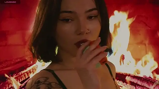 Snapshot of SandraBoyl chatting on February 2, 2026, 2:10 am SandraBoyl online show from February 2, 2026, 2:10 am