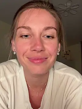 JasminJames online show from September 29, 2025, 9:31 pm