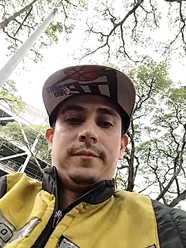 Snapshot of Rejy1992 chatting on September 20, 2025, 7:19 pm Rejy1992 online show from September 20, 2025, 7:19 pm