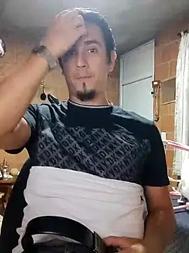 Snapshot of Rejy1992 chatting on December 29, 2024, 3:44 am Rejy1992 online show from December 29, 2024, 3:44 am