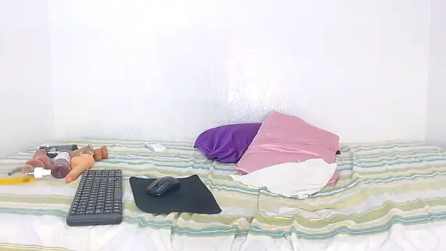 churcavagina40 online show from December 27, 2024, 4:15 am