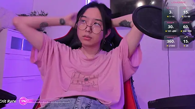 Snapshot of wexlee7 chatting on October 24, 2025, 11:26 pm wexlee7 online show from October 24, 2025, 11:26 pm