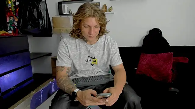 Tom Krakow online show from January 11, 2025, 7:16 pm