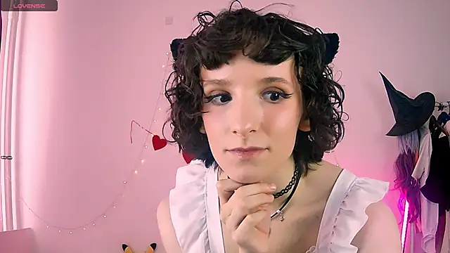 Violet Veliya online show from March 14, 2026, 11:16 am