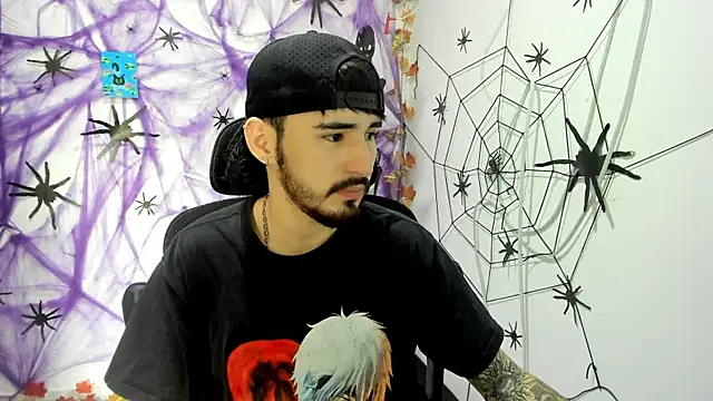 DmitriSanders online show from November 17, 2025, 4:00 pm