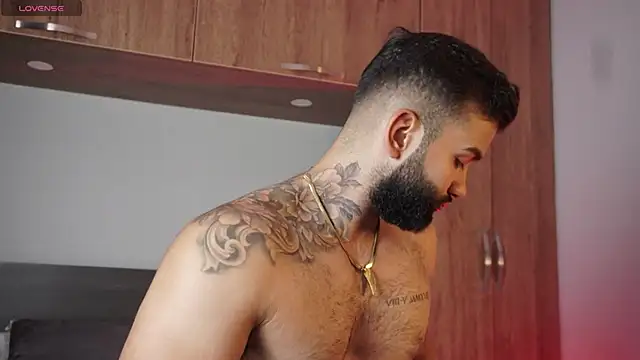 MarkHazze online show from October 1, 2025, 1:00 am