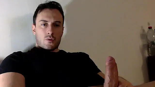 Snapshot of mainnrd chatting on February 10, 2025, 11:34 pm mainnrd online show from February 10, 2025, 11:34 pm