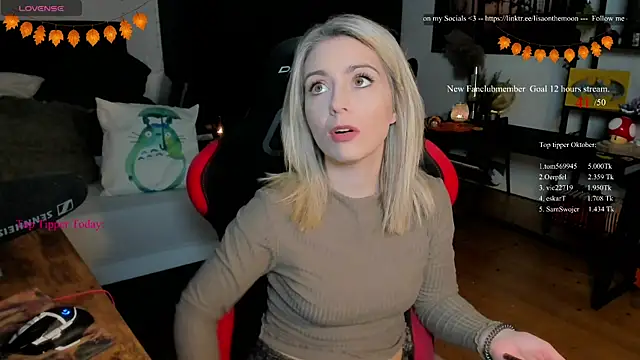 Lisaonthemoon online show from October 16, 2025, 6:05 pm