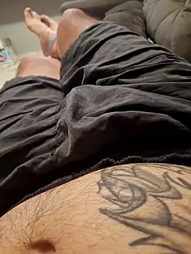 dredre1069 online show from April 26, 2026, 1:03 am