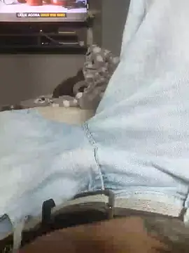 dredre1069 online show from November 14, 2025, 4:32 pm