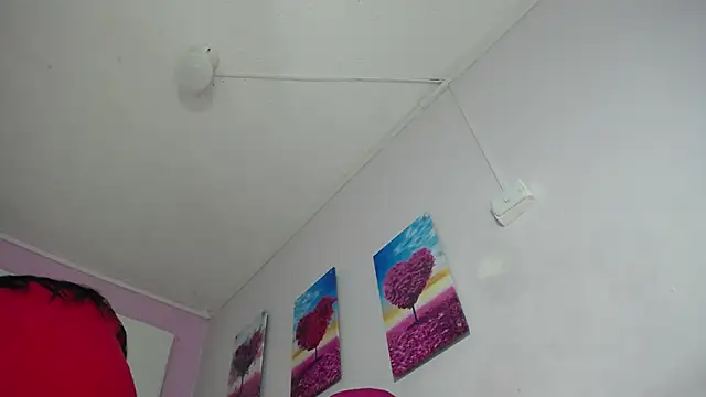 KEYRA-MILLER- online show from September 20, 2025, 1:54 am