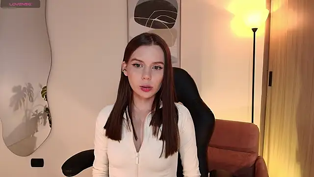 MirandaShaw online show from April 2, 2026, 1:02 am