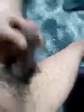 Djdjdjfk online show from February 8, 2026, 7:22 pm