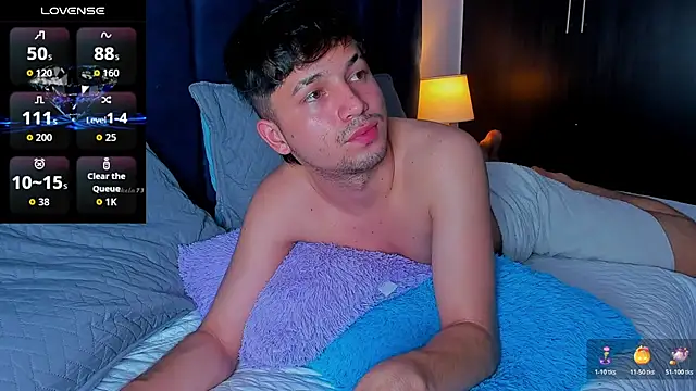 Snapshot of Issac_james_ chatting on December 1, 2025, 3:29 am Issac james online show from December 1, 2025, 3:29 am