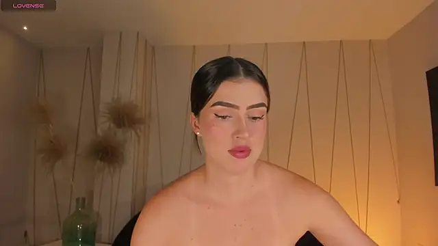 PaulinaSantos  online show from March 10, 2026, 6:56 pm