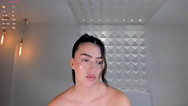 PaulinaSantos  online show from March 23, 2026, 7:47 pm