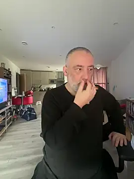 LondonTeffy online show from March 24, 2026, 9:31 am