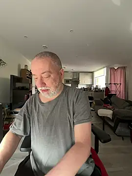 LondonTeffy online show from March 20, 2026, 9:32 am