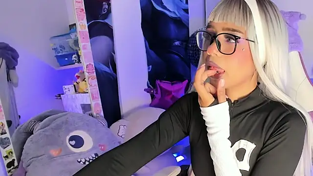 cutestephuwu online show from March 6, 2025, 4:08 am