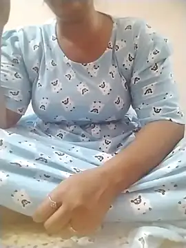 Tamilpriya46 online show from September 25, 2025, 4:46 pm