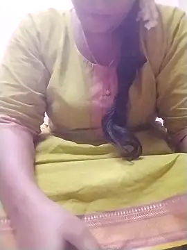 Tamilpriya46 online show from February 15, 2025, 4:12 pm