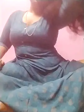 Tamilpriya46 online show from February 17, 2025, 5:12 pm