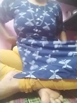 Tamilpriya46 online show from February 18, 2025, 5:09 pm