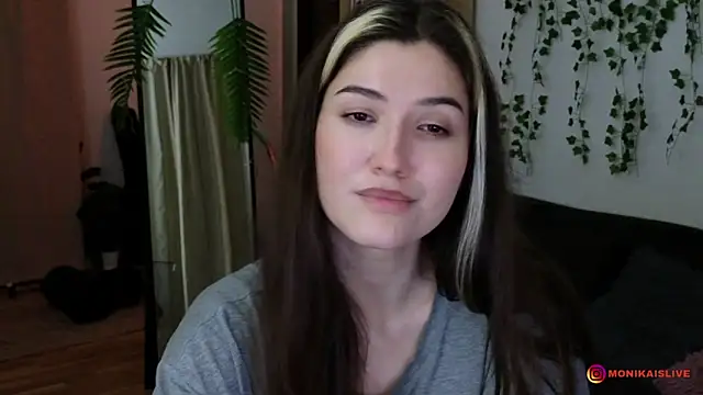 monikavenom online show from April 6, 2026, 3:13 am