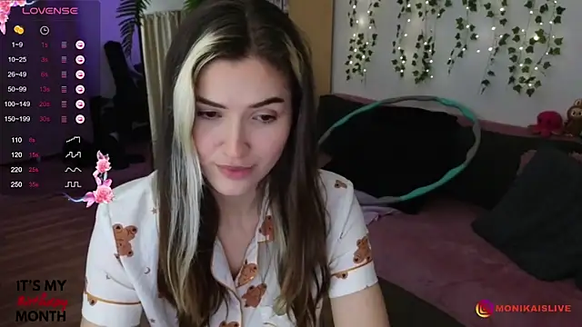 monikavenom online show from September 15, 2025, 1:06 am