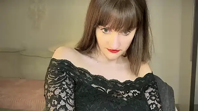 victoirenextdoor online show from January 2, 2025, 5:50 pm