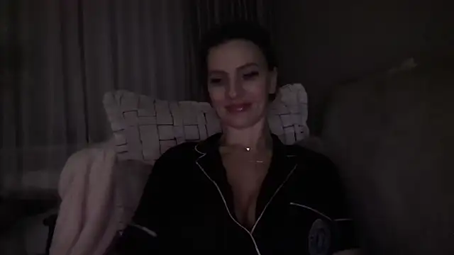 SweetMonicaUK online show from January 12, 2026, 9:52 pm