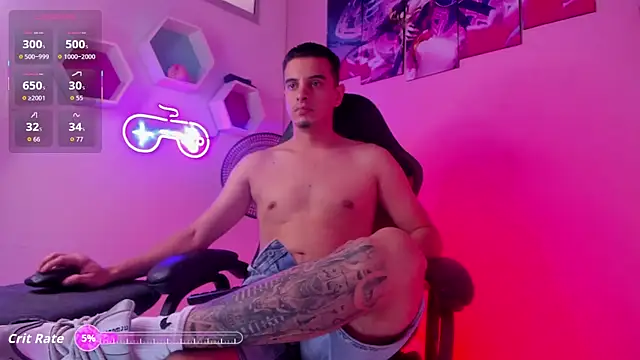 Maximo   online show from November 8, 2025, 8:45 pm