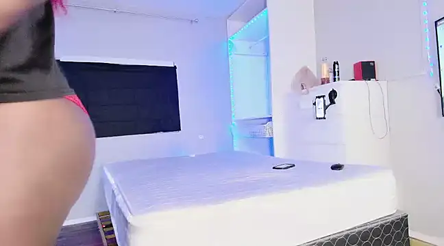 Snapshot of THICKwithDICKK chatting on March 7, 2025, 4:35 am THICKwithDICKK online show from March 7, 2025, 4:35 am