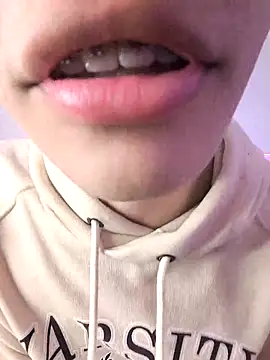 Snapshot of Dmitri_Aksnes chatting on March 28, 2026, 7:59 pm Dmitri Aksnes online show from March 28, 2026, 7:59 pm