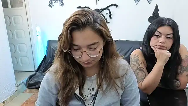  sweetcarla online show from October 18, 2025, 9:28 pm