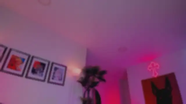 Taylor  foxxx online show from March 13, 2026, 5:23 am