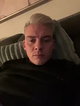 Paule19cm online show from December 29, 2024, 10:57 pm