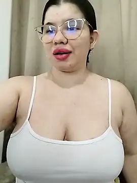 Snapshot of Danzel1105 chatting on March 3, 2026, 9:05 am Danzel1105 online show from March 3, 2026, 9:05 am