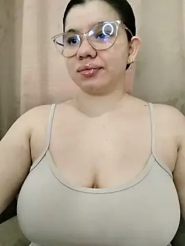 Danzel1105 online show from December 4, 2025, 3:55 pm