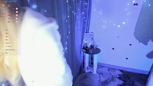 Sweet me  online show from November 18, 2025, 6:39 am