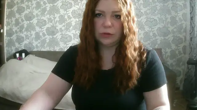 Snapshot of Sabrina_Poison chatting on May 3, 2026, 7:35 am Sabrina Poison online show from May 3, 2026, 7:35 am