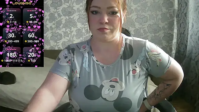 Snapshot of Sabrina_Poison chatting on October 16, 2025, 6:43 am Sabrina Poison online show from October 16, 2025, 6:43 am