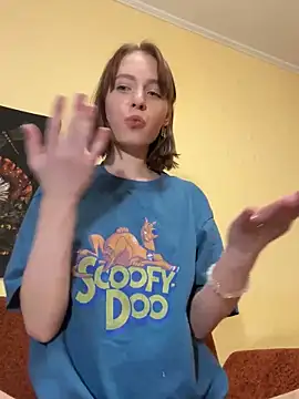 Snapshot of Crayzy_Luv chatting on January 15, 2025, 12:41 am Crayzy Luv online show from January 15, 2025, 12:41 am