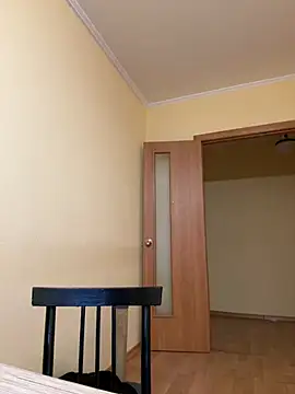 Snapshot of Crayzy_Luv chatting on February 24, 2025, 4:47 pm Crayzy Luv online show from February 24, 2025, 4:47 pm