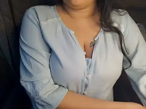 Trezza online show from October 15, 2025, 10:40 pm