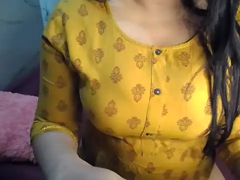 Snapshot of Trezza chatting on May 16, 2026, 9:14 pm Trezza online show from May 16, 2026, 9:14 pm