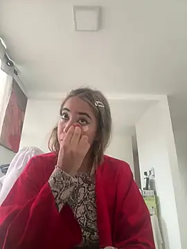 Snapshot of ScarlettAndClark chatting on February 19, 2026, 12:35 pm ScarlettAndClark online show from February 19, 2026, 12:35 pm