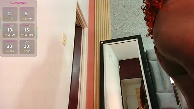 Snapshot of MiissBNasty chatting on February 1, 2026, 12:58 pm MiissBNasty online show from February 1, 2026, 12:58 pm