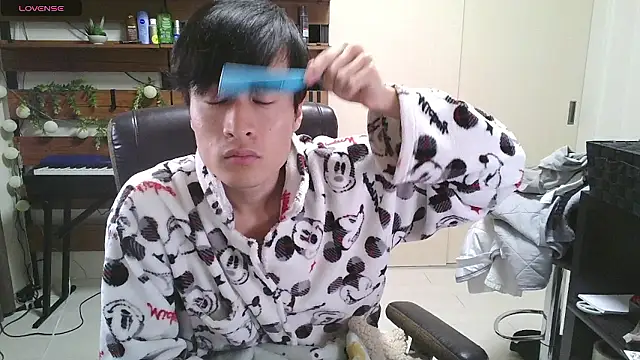 IroManager online show from November 30, 2025, 9:15 pm